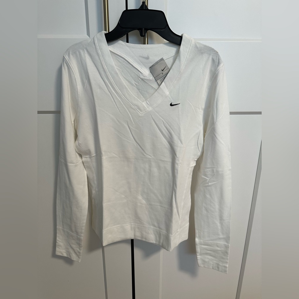 Nike top